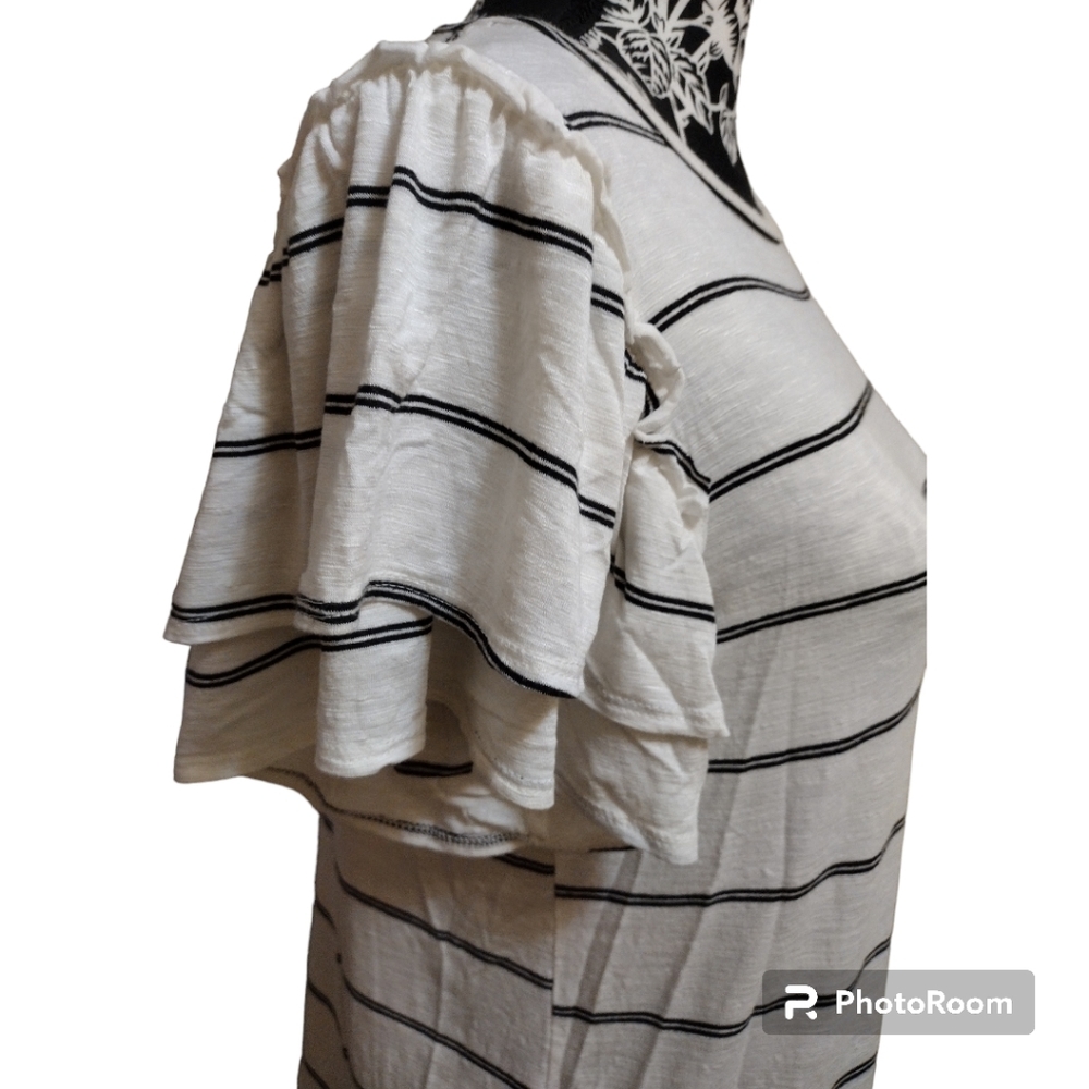 Green Envelope Los Angeles Ruffled Sleeves Top - Picture 6 of 7